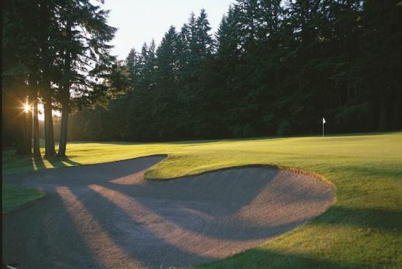 university-golf-club.jpg