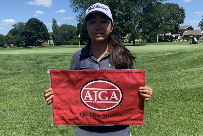 Megan Meng with Medalist flag-2021-Randy Wise Junior Open.jpg