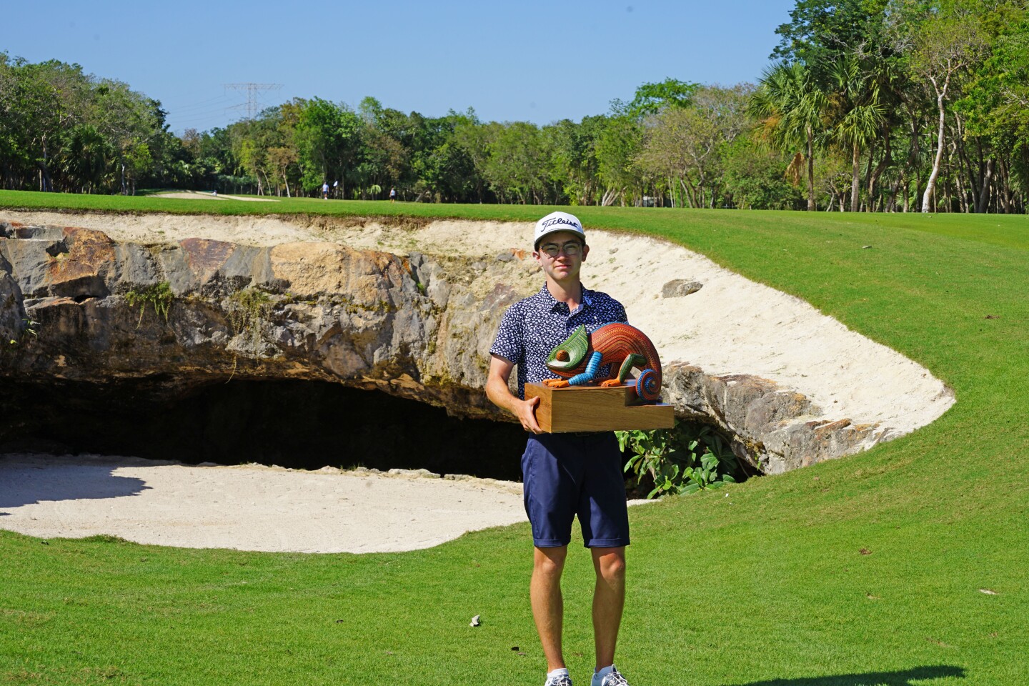 Billy Davis wins the first Mayakoba Invitational