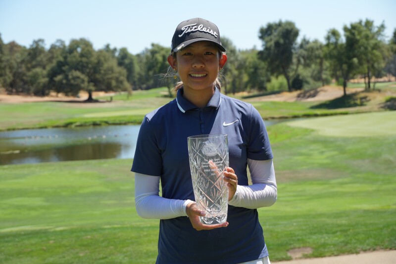 Samantha Chiou with Trophy - 2025 - The Spin Sports Education Foundation Junior Championship